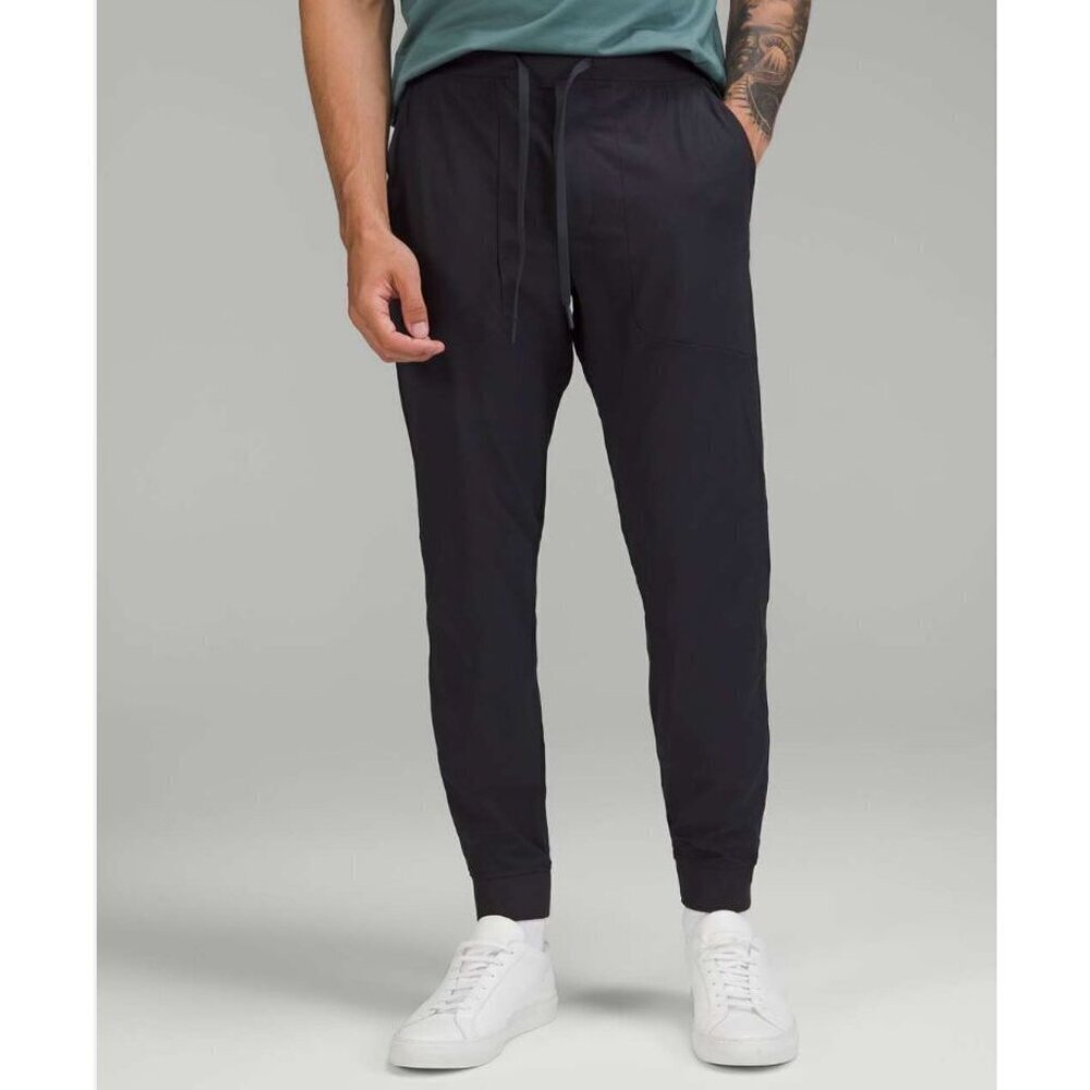 Lululemon ABC Jogger in Warpstreme Black Size Small